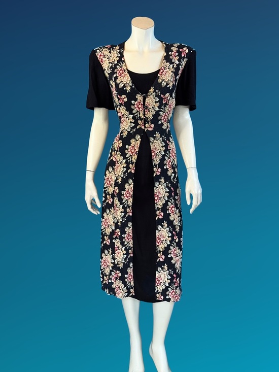 algo Dresses & Skirts - 90s Dark Floral Cottagecore Rayon Button front Grannycore Grunge Dress / M L